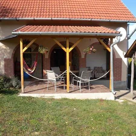 Semesterbostad In 33661 Balatonendréd