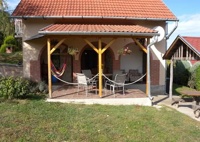 Semesterbostad In 33661 Balatonendréd